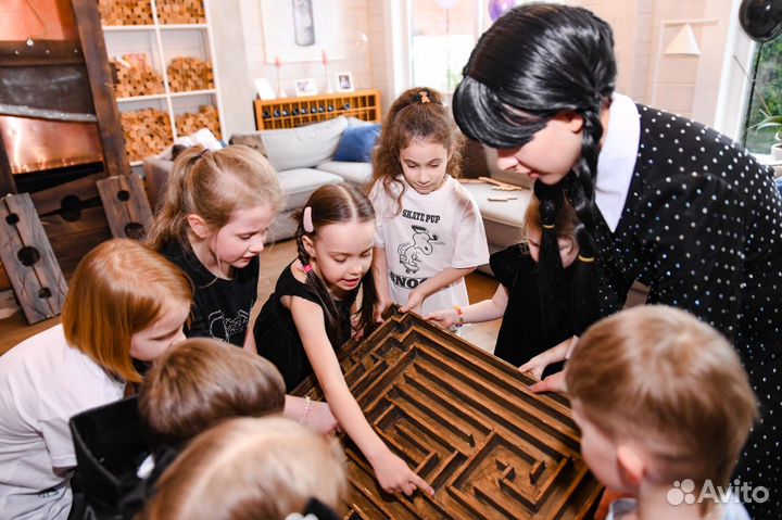 Выездной квест Уэнсдэй Wednesday