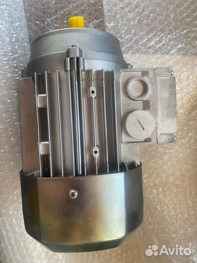 Электродвигатель 3фазный асинхро-ый Bonfiglioli