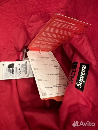 The North Face - Supreme