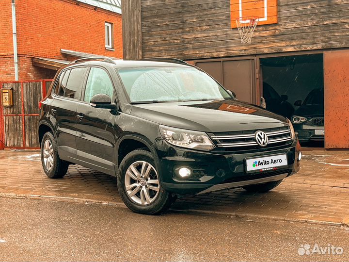 Volkswagen Tiguan 2.0 AT, 2015, 200 000 км