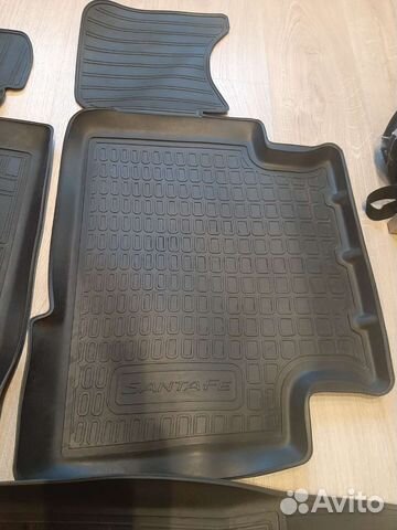 Комплект резиновых ковриков салона Hyundai SantaFe
