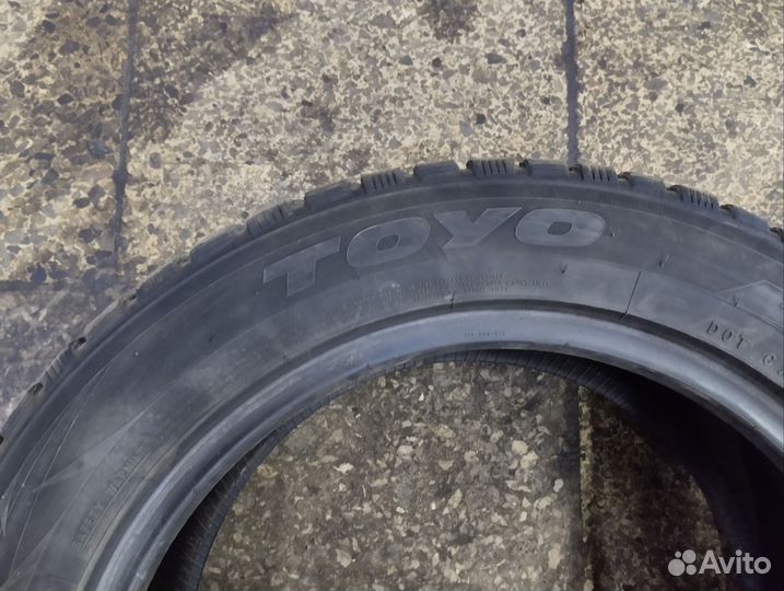 Toyo Observe G3-Ice 225/55 R17