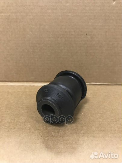 Сайлентблок переднего нижнего рычага передний 3