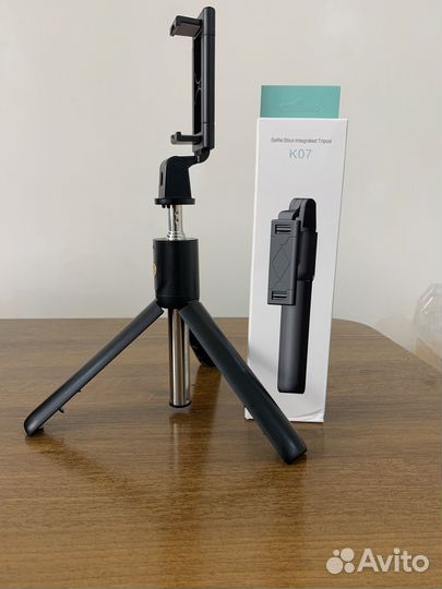 Штатив для телефона с пультом