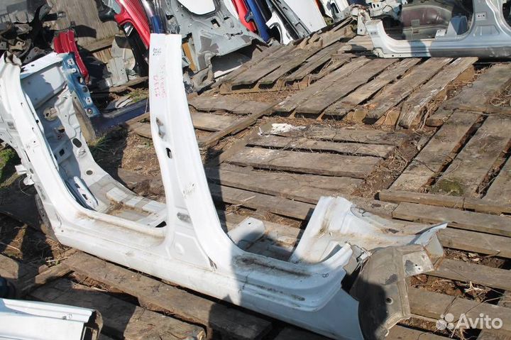 Порог со стойкой левый Hyundai-KIA Solaris 1