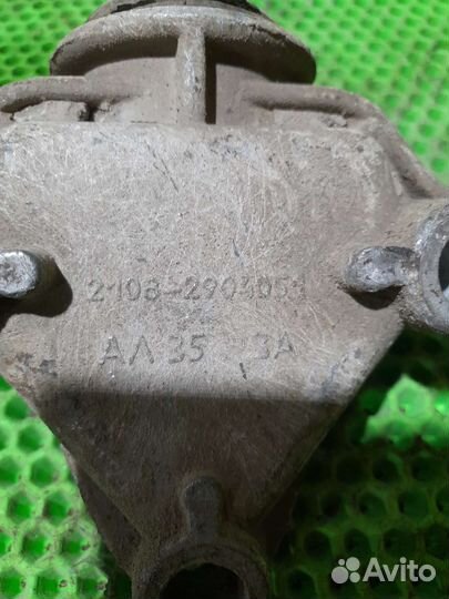 Кронштейн крепления сабли Ваз Лада 2108-2115 LADA