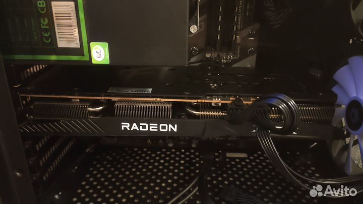 XFX swft309 Radeon RX 6700 XT 12 Gb