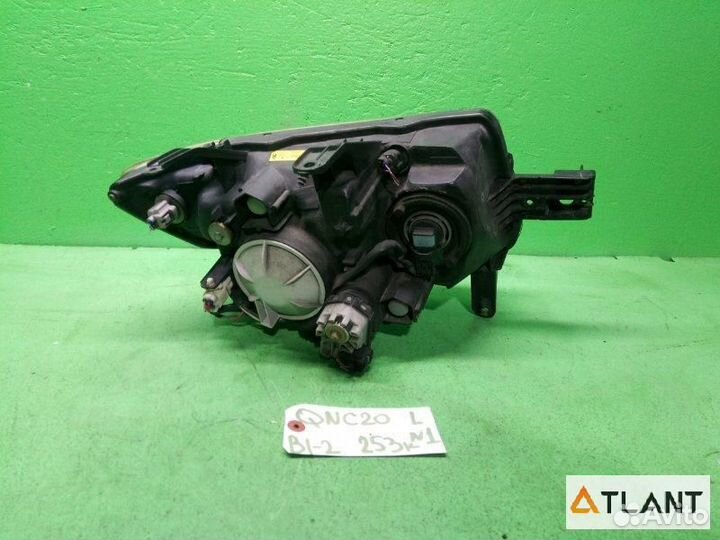 Фара левая toyota BB