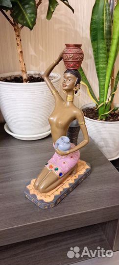 Статуэтка Африканская девушка