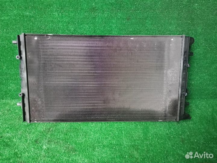 Радиатор охлаждения двигателя Volkswagen New
