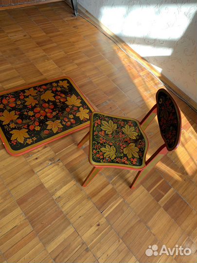 Столик и стульчик для детей