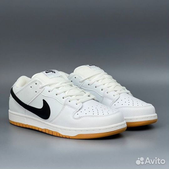 Белоснежные Nike Dunk SB