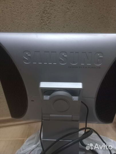 Монитор для компьютера