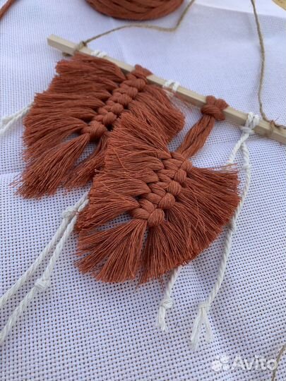 Макраме панно листья