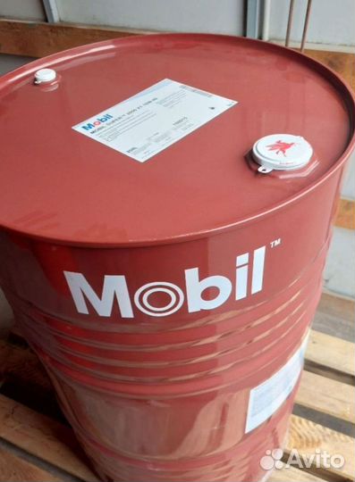 Масло моторное Mobil 15W40 для грузовых авто