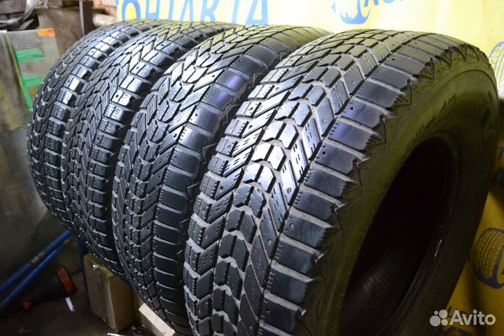 Firestone Winterforce UV 265/70 R17