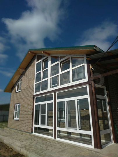 Коттедж 180 м² на участке 8 сот.