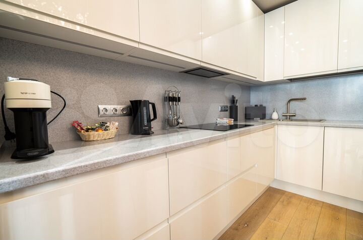 3-к. квартира, 110 м², 2/26 эт.