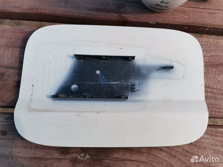 Лючок бензобака Mercedes-Benz C-Class W204