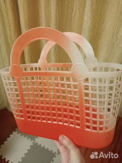 Отдам корзины пластиковые, авитодоставка