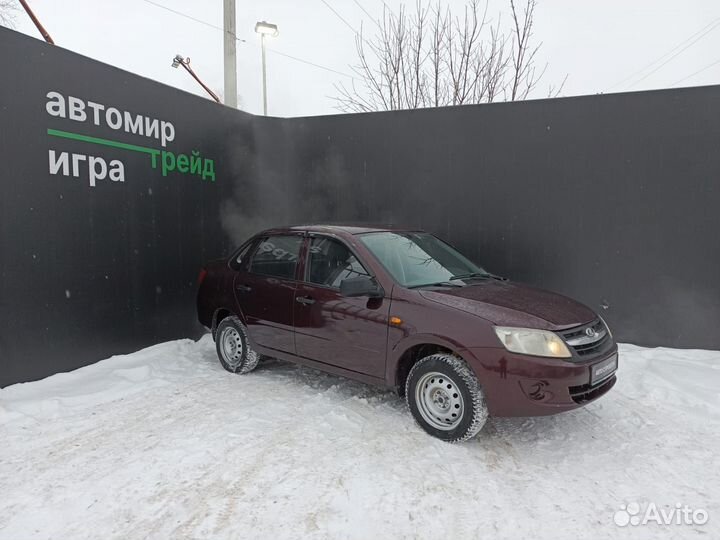 LADA Granta 1.6 МТ, 2012, 109 000 км