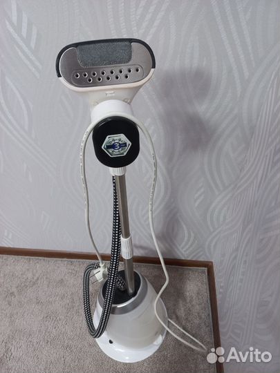 Вертикальный отпариватель Polaris PGS 1709VA