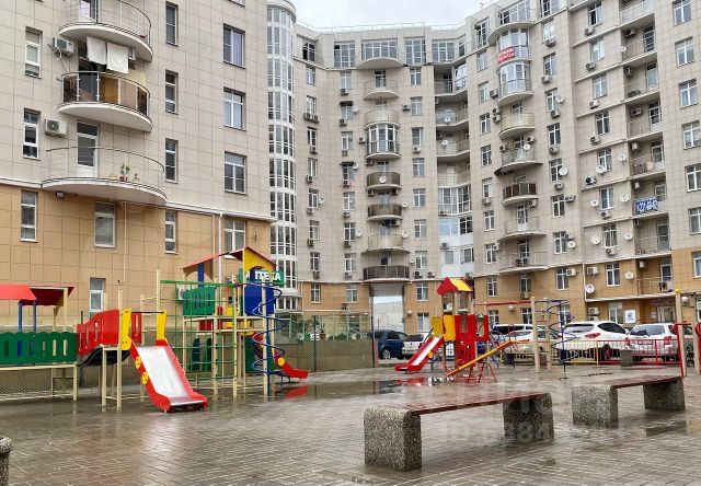 2-к. квартира, 42 м², 3/9 эт.