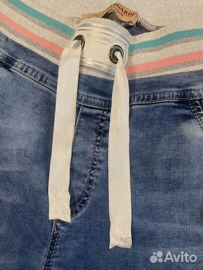 Джинсы женские 48 размер