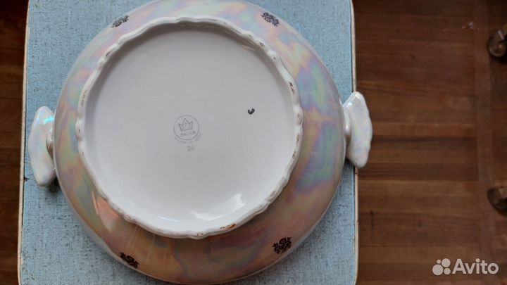 Супница фарфоровая