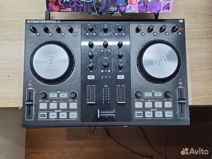 Dj контролер NI Traktor S2 MK2