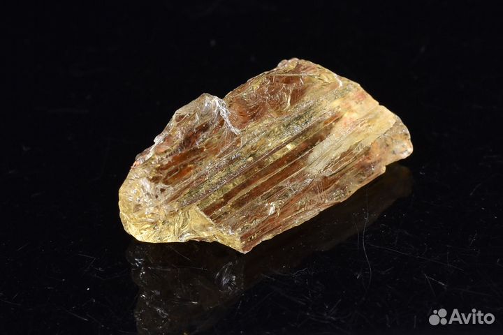 Прозрачный скаполит. Лот №814