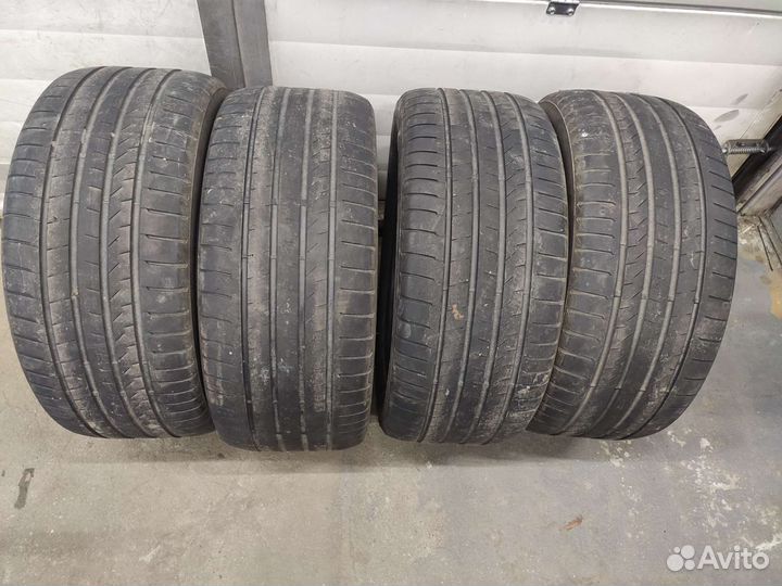 Bridgestone Alenza 001 285/45 R20