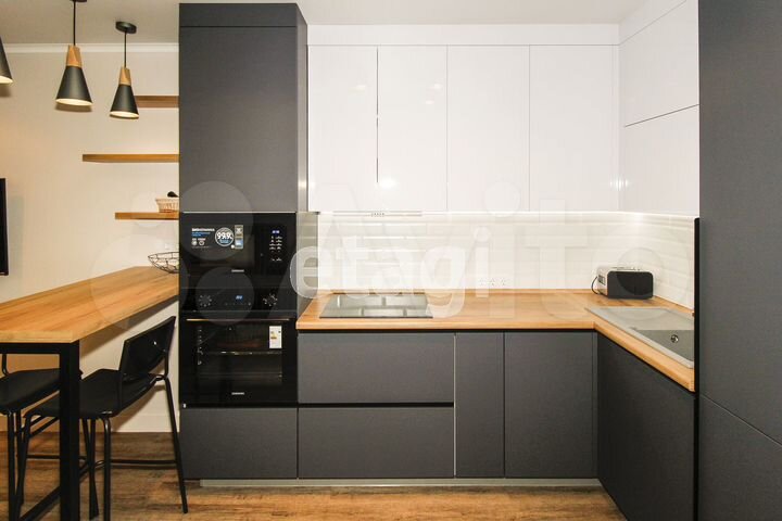 2-к. квартира, 61 м², 9/16 эт.