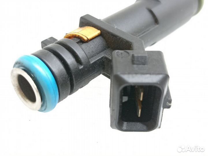 Форсунка топливная Opel Astra H 1.8 2008