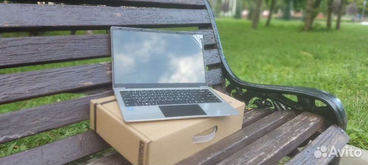Ноутбук новый