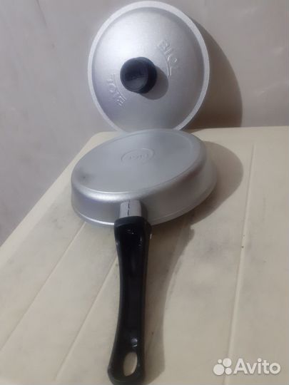 Сковорода с вафельным дном 20 см