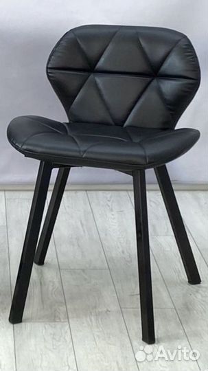 Стул для мастера ракушка