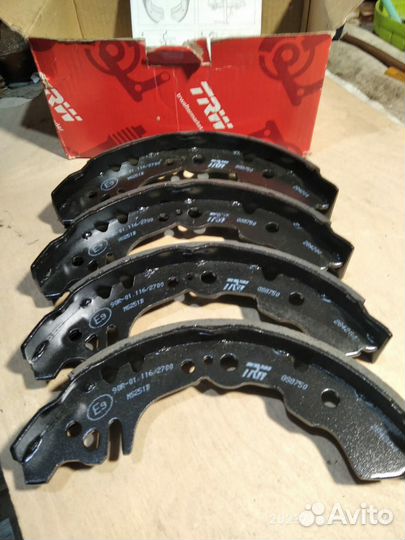 Тормозные колодки Daihatsu