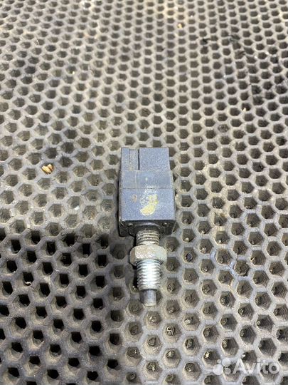 Концевик педали тормоза Hyundai Porter 1 Портер