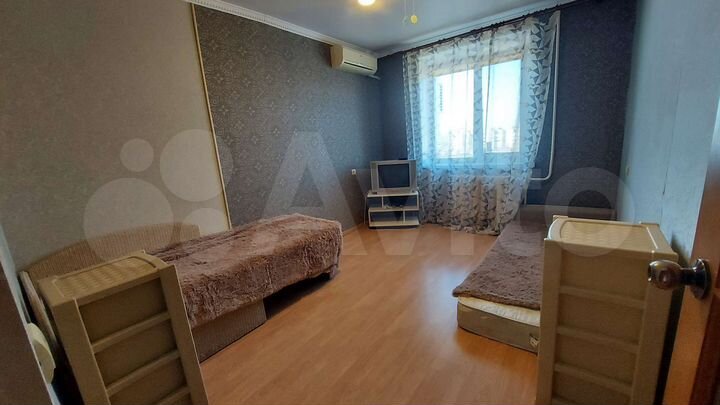 2-к. квартира, 65 м², 10/10 эт.