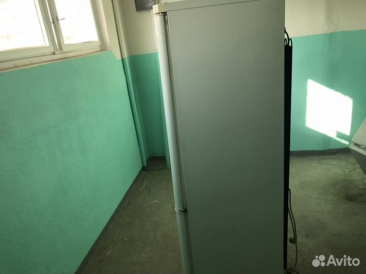 Холодильник бу
