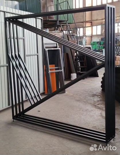 Дровница металлическая