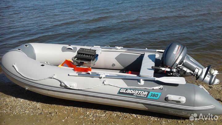 Продажа лодка пвх Gladiator-380, с мотором