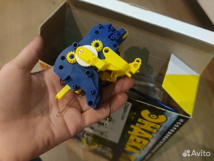 Конструктор робот на батарейках