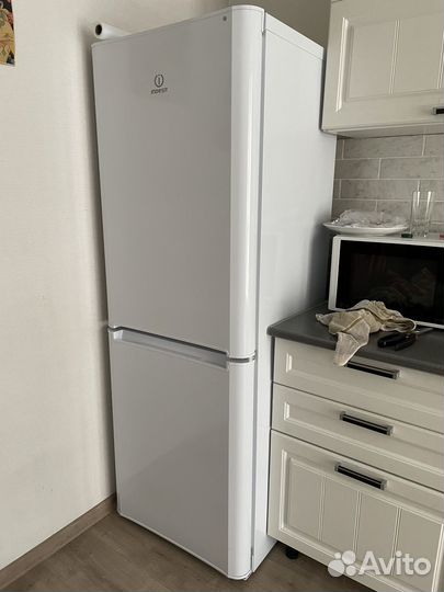Холодильник indesit рабочий бу