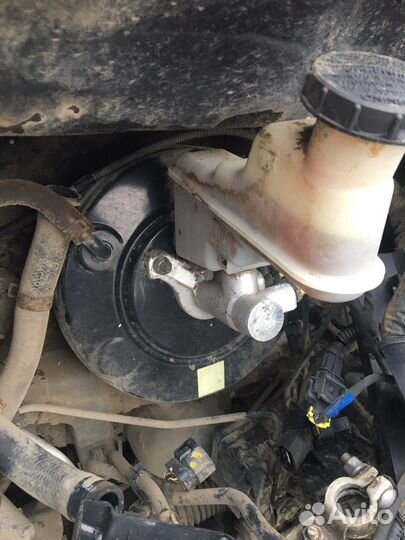 Главный тормозной цилиндр Hyundai solaris