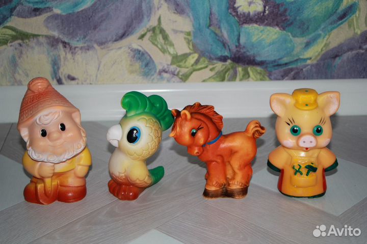 Резиновые игрушки