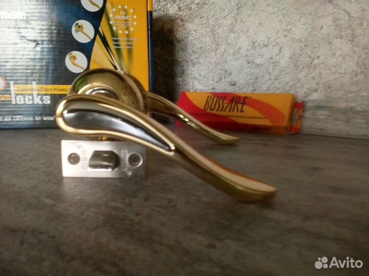 Дверная ручка