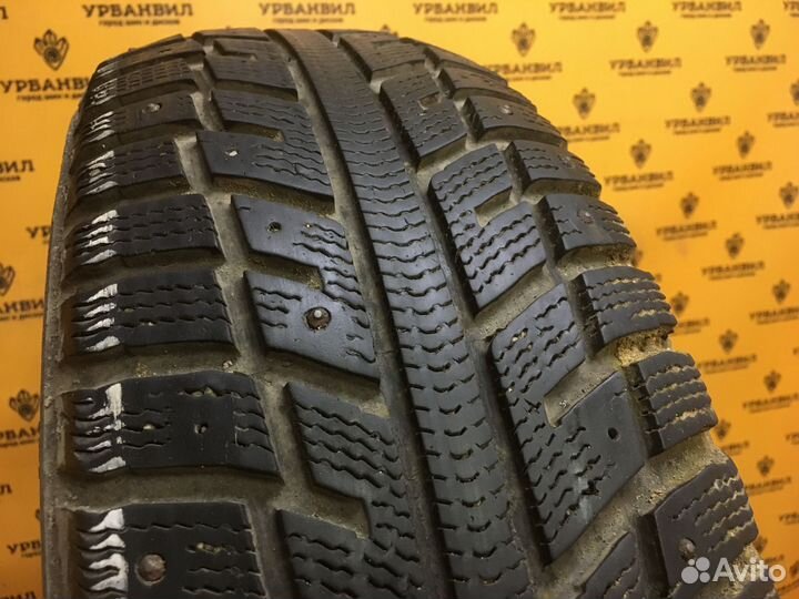 Kumho I'Zen KW22 205/65 R15 94T