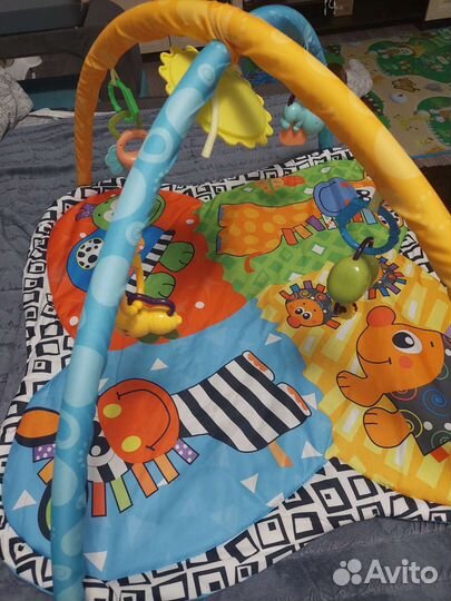 Развивающий коврик